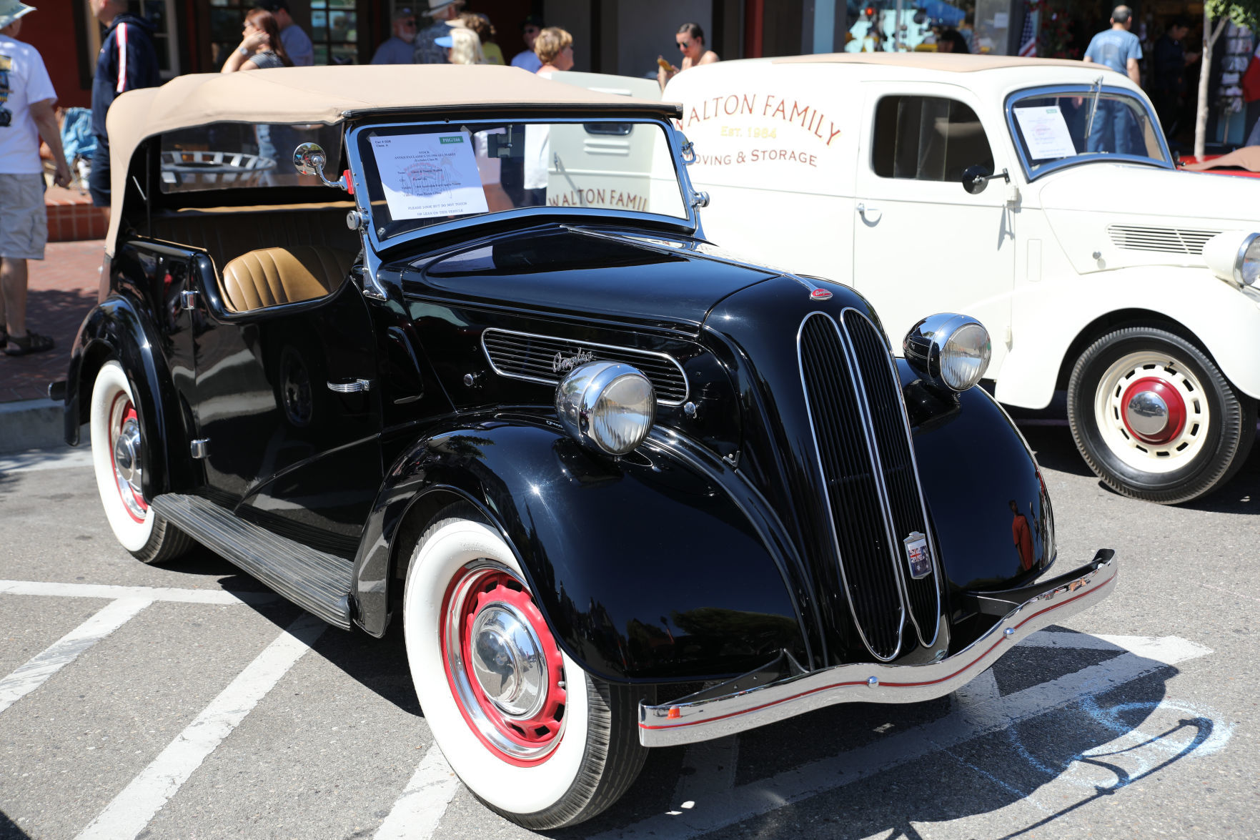 Wheels 'n Windmills Car Show 31